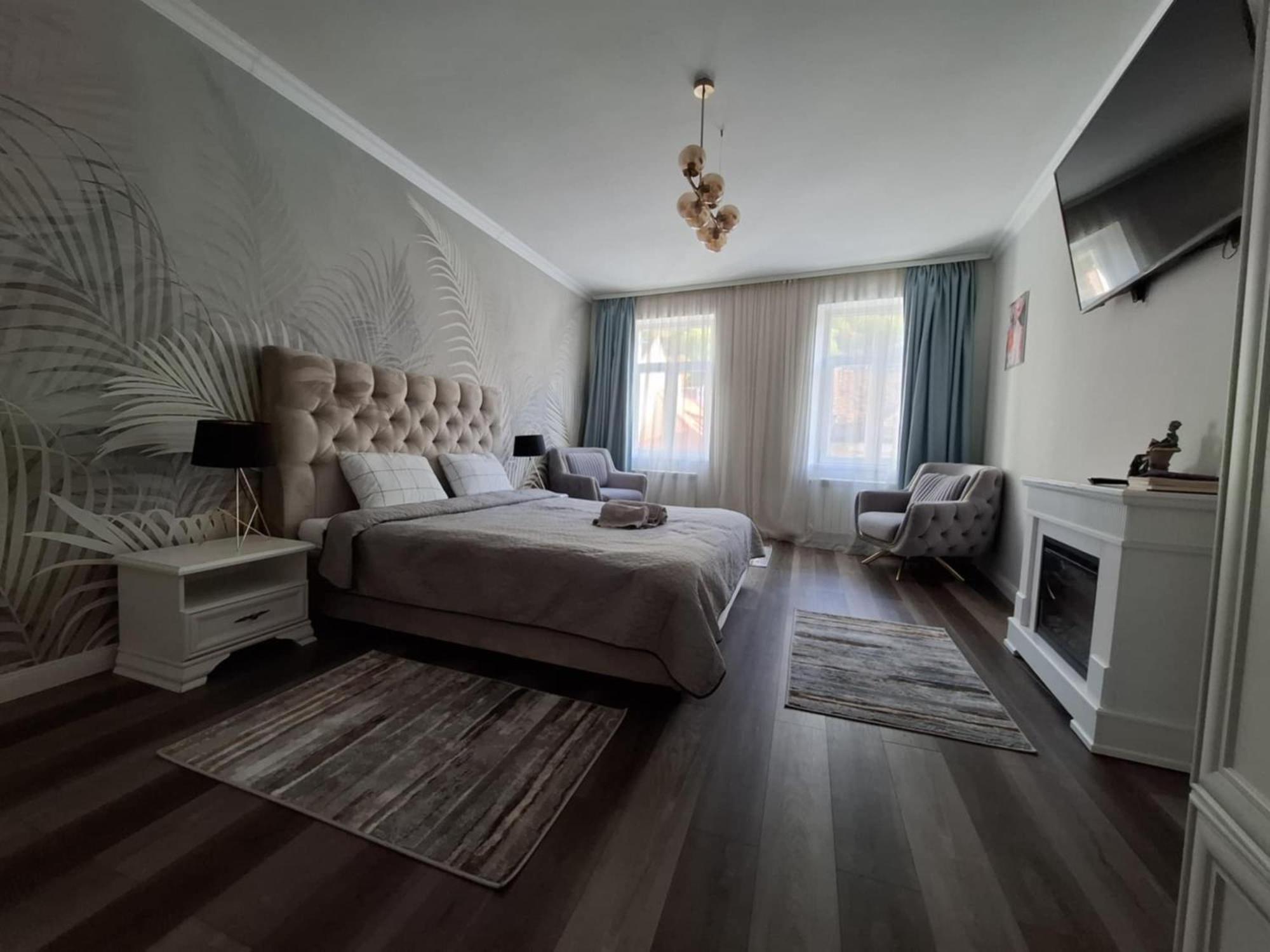 Alpine Sunrise Residence - Brasov Old Center Esterno foto